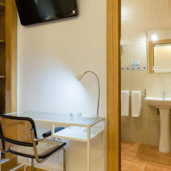 Отель Hostal Guadalupe удобства в номере
