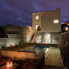 Отель Azorean Urban Lodge Португалия, Понта-Делгада - отзывы, цены и фото номеров - забронировать отель Azorean Urban Lodge онлайн бассейн фото 2