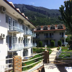 Majestic Hotel балкон
