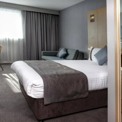 Отель Holiday Inn London - Luton Airport комната для гостей фото 4