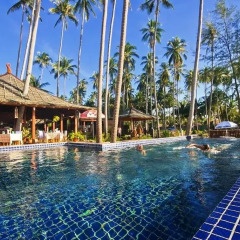 Отель Lipa Bay Resort бассейн фото 3