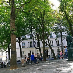 Отель Studios Paris Bed & Breakfast Le Jardin de Montmartre Париж городской автобус