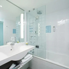 Отель Novotel Edinburgh Centre 4* Стандартный номер с различными типами кроватей фото 3