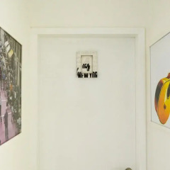 Отель 4U Lisbon Guest House сейф в номере
