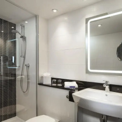 Отель Park Inn by Radisson London Heathrow 4* Улучшенный номер с различными типами кроватей фото 6