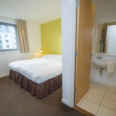 Апартаменты Ocean Serviced Apartments комната для гостей фото 5