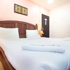 Отель Baan Sutra Guesthouse 3* Стандартный номер с различными типами кроватей фото 5