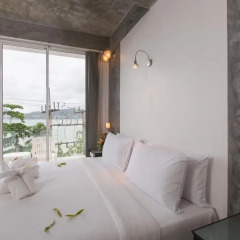 The Front Hotel and Apartment 3* Улучшенный номер с двуспальной кроватью фото 5