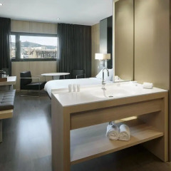 Отель AC Hotel Sants by Marriott Испания, Барселона - отзывы, цены и фото номеров - забронировать отель AC Hotel Sants by Marriott онлайн ванная