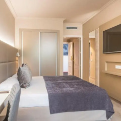 Sallés Hotel Pere IV 4* Номер Делюкс с различными типами кроватей фото 10