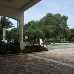 Отель Courtyard by Marriott Aventura Mall парковка