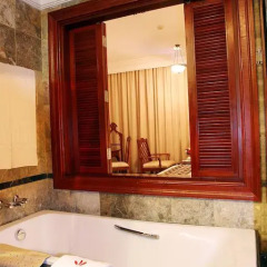 Hotel Saigon Morin 4* Номер Делюкс с различными типами кроватей фото 14