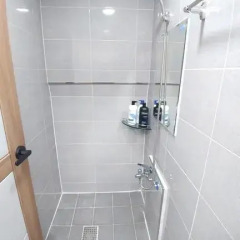 Hause Itaewon - Hostel Кровать в мужском общем номере с двухъярусной кроватью фото 9