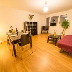 Апартаменты HITrental Kreuzplatz Apartments комната для гостей фото 3