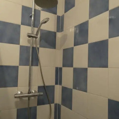 Отель Guest House Dasos Kynthos Бельгия, Брюссель - отзывы, цены и фото номеров - забронировать отель Guest House Dasos Kynthos онлайн ванная фото 2