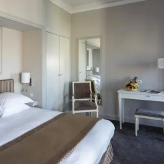 Отель Hôtel Suisse Франция, Ницца - отзывы, цены и фото номеров - забронировать отель Hôtel Suisse онлайн удобства в номере