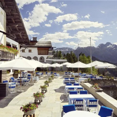 Отель Badrutts Palace Hotel Швейцария, Санкт-Мориц - отзывы, цены и фото номеров - забронировать отель Badrutts Palace Hotel онлайн бассейн фото 2