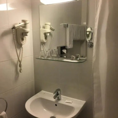Отель Atrium Rheinhotel 4* Номер категории Эконом с различными типами кроватей фото 2