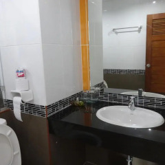 Отель Al Ameen Hotel Таиланд, Краби - отзывы, цены и фото номеров - забронировать отель Al Ameen Hotel онлайн ванная фото 2