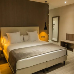 Hotel Oasis 2* Улучшенный номер фото 15