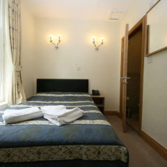 St Joseph Hotel 3* Стандартный номер с двуспальной кроватью