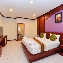 Отель Art Mansion Patong 3* Стандартный номер двуспальная кровать фото 15