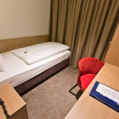 Отель Astor & Aparthotel Германия, Кёльн - отзывы, цены и фото номеров - забронировать отель Astor & Aparthotel онлайн комната для гостей фото 5