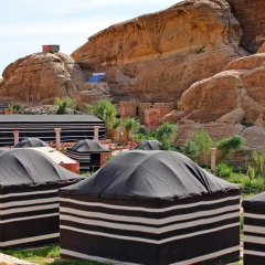 Отель Seven Wonders Bedouin Camp Иордания, Вади-Муса - отзывы, цены и фото номеров - забронировать отель Seven Wonders Bedouin Camp онлайн балкон