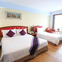 Karnmanee Palace Hotel 4* Номер Делюкс с различными типами кроватей фото 4