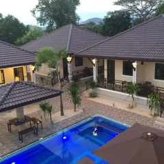 Отель Namphung Phuket бассейн