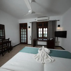 Отель Royal Beach Resort Шри-Ланка, Индурува - отзывы, цены и фото номеров - забронировать отель Royal Beach Resort онлайн комната для гостей фото 5