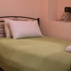 Апартаменты Antisthenes Apartments комната для гостей фото 5