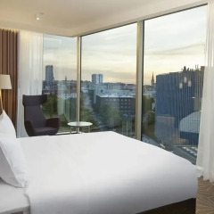 Отель Hilton Tallinn Park 4* Люкс с разными типами кроватей