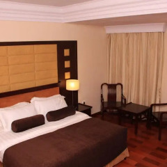 Owu Crown Hotel 4* Улучшенный номер с различными типами кроватей