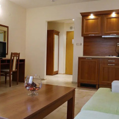 Апартаменты Avalon Freya Apartments Солнечный берег комната для гостей фото 4