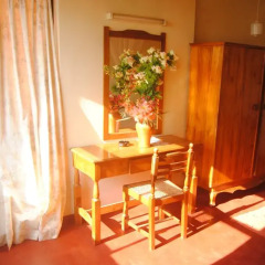 Отель Lily Restaurant and Inn в номере