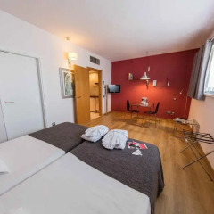 Апарт-отель Atenea Barcelona 4* Стандартный номер фото 2