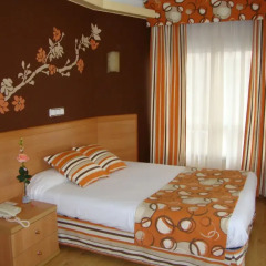 Hotel Almirante Стандартный номер с двуспальной кроватью фото 5