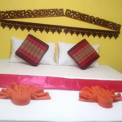 Отель Lanta Maikeaw Bungalow 3* Бунгало Делюкс