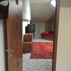Гостевой дом House Hills сейф в номере