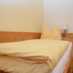 Отель Gästehaus Im Priesterseminar Salzburg 3* Стандартный номер фото 7
