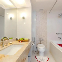Отель Andaman Embrace Patong 5* Люкс с двуспальной кроватью фото 6