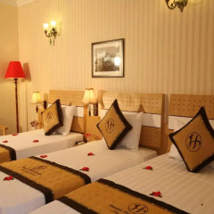 Отель Hanoi Guesthouse Улучшенный номер фото 7