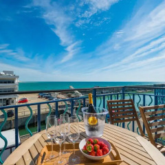 Отель Brighton Marina Apartment Великобритания, Брайтон - отзывы, цены и фото номеров - забронировать отель Brighton Marina Apartment онлайн балкон