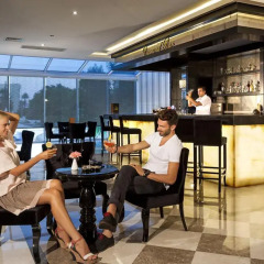 Отель Karmir Resort & Spa гостиничный бар