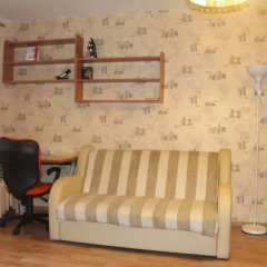 Гостиница Next to Molodezhnaya subway комната для гостей фото 3