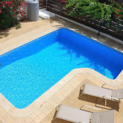 Отель Poros 2 Villa бассейн