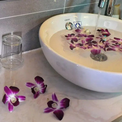 The World Hotel Nha Trang 3* Люкс с различными типами кроватей