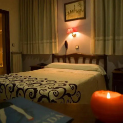 Отель Hostal Pretoria Стандартный номер с различными типами кроватей фото 8