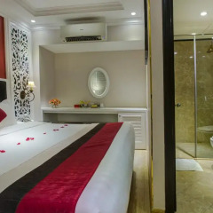 Oriental Central Hotel 3* Улучшенный номер с различными типами кроватей фото 2